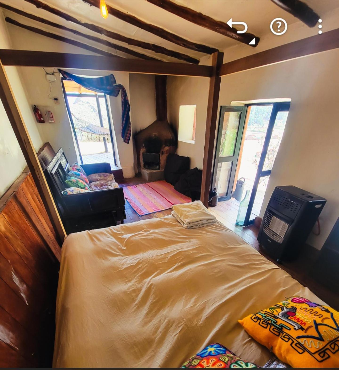 Wolf Totem Steam Punk Guesthouse Pisac Bilik gambar